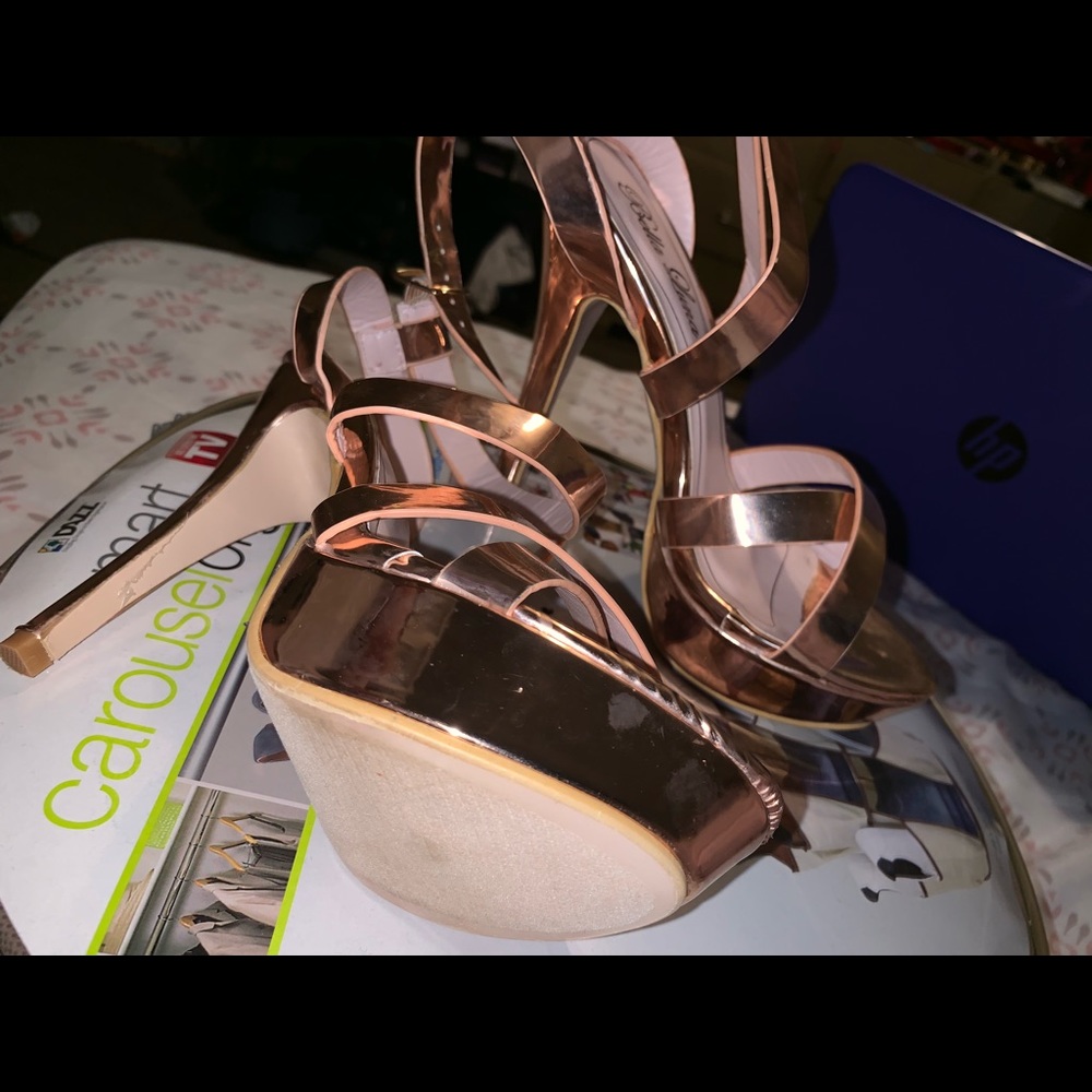 Heels - Picture 3 of 3
